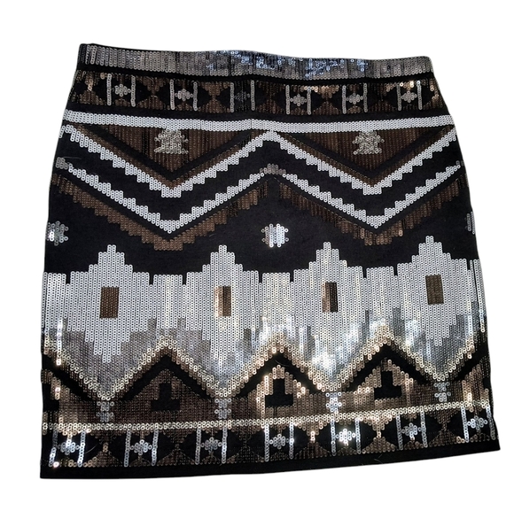 Express Black and White Sequin Metallic Aztec Tribal Stretchy Mini Skirt M NWT - Picture 9 of 9